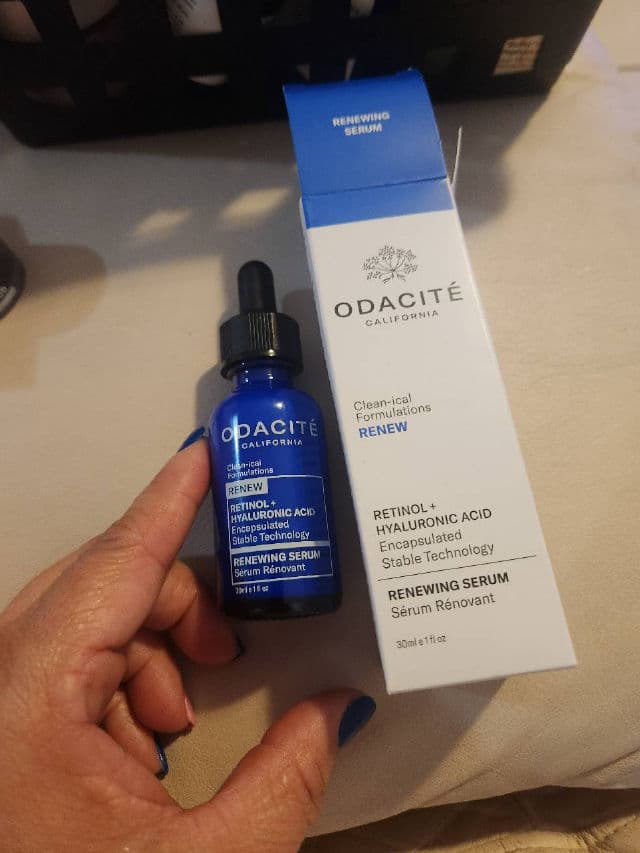 Odacite Skincare Renewing Serum Retinol + Hyaluronic Acid review photo by Maricusa15