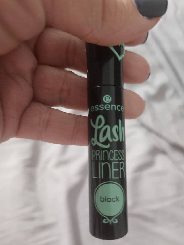 Essence Lash Princess Liner - Black review photo by Maricusa15