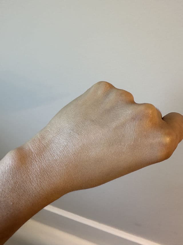 Kosas Revealer Skin-Improving Foundation SPF25 review photo by karkari2011