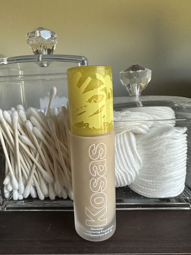 Kosas Revealer Skin-Improving Foundation SPF25 review photo by karkari2011