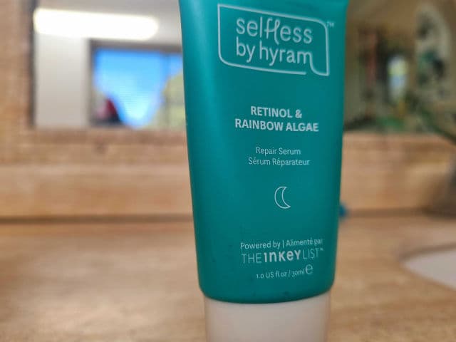 Selfless by Hyram Retinol & Rainbow Algae Repair Serum review photo by DomiN