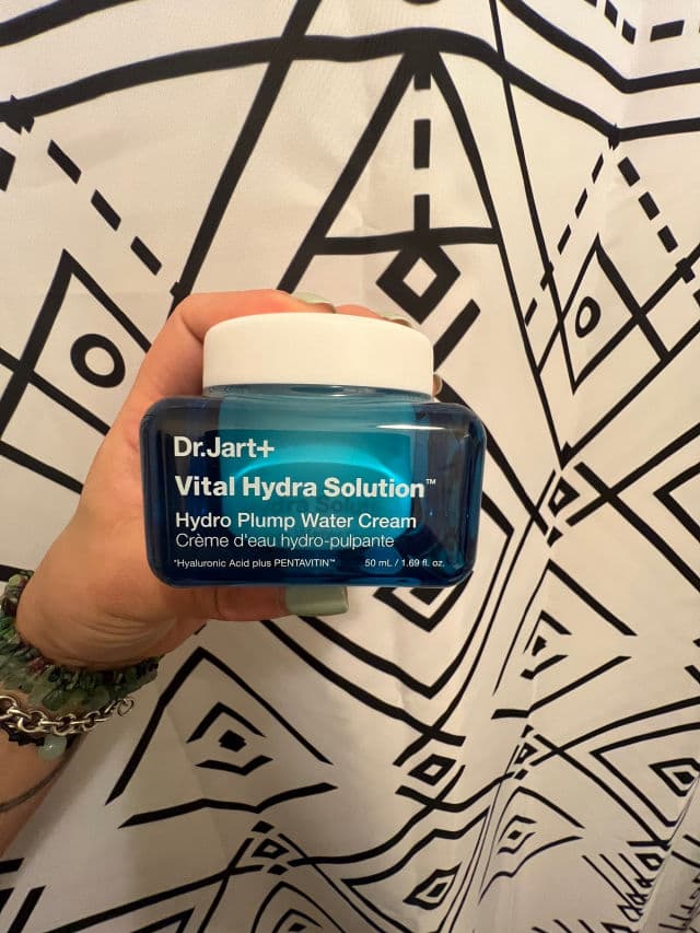 Dr. Jart+ Vital Hydra Solution Water Cream Glow Moisturizer review photo by thegirlwasbad