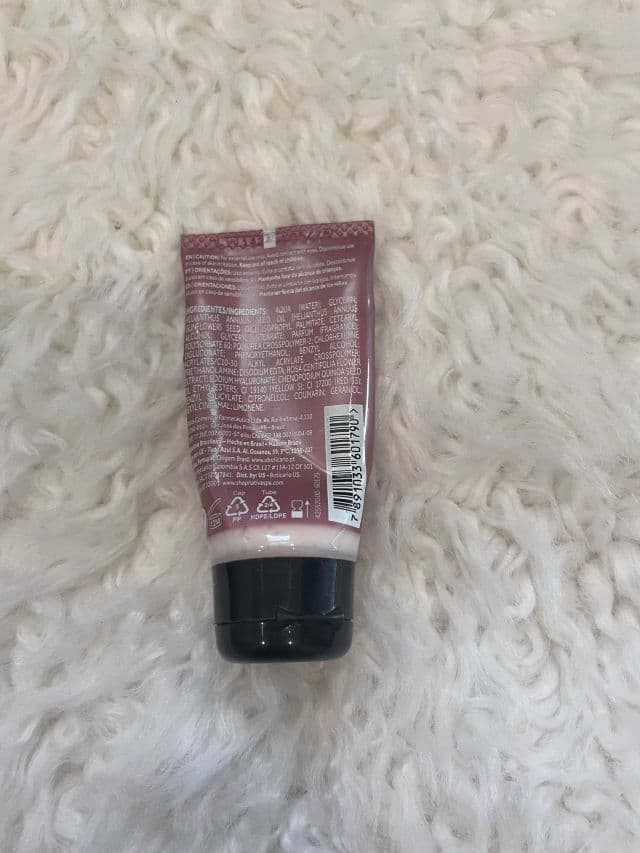 NativaSPA Rosé Replenishing Body Lotion review photo by stylishselections