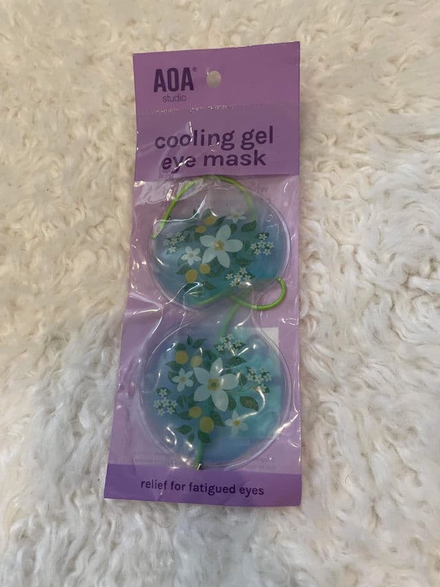 AOA Studio Cooling Gel Eye Mask review photo by stylishselections