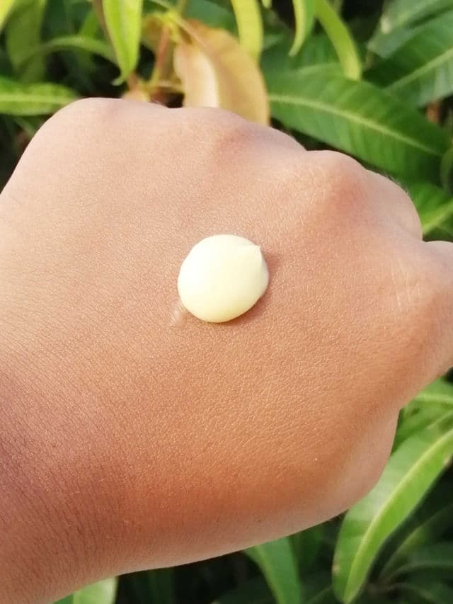 Aqualogica Glow+ Silky Body Lotion review photo by Rijola