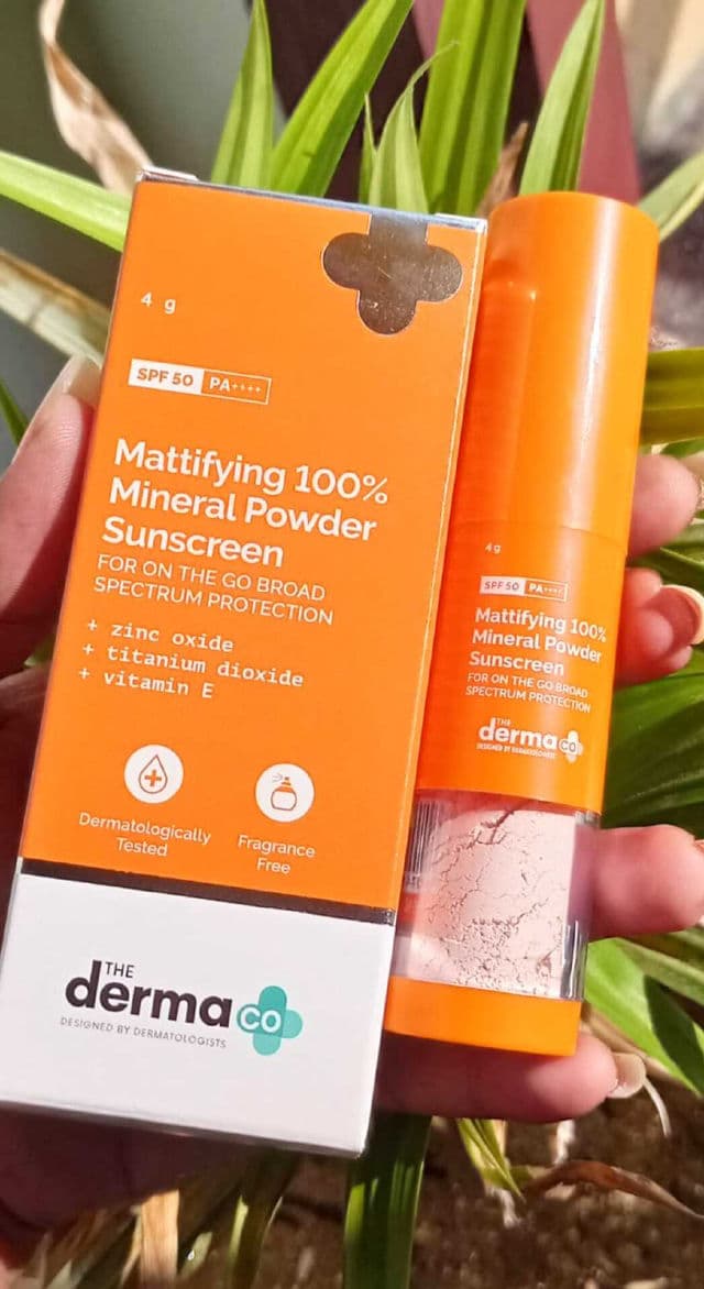The Derma Co. Mattifying 100% Mineral Sunscreen Powder review photo by Rijola
