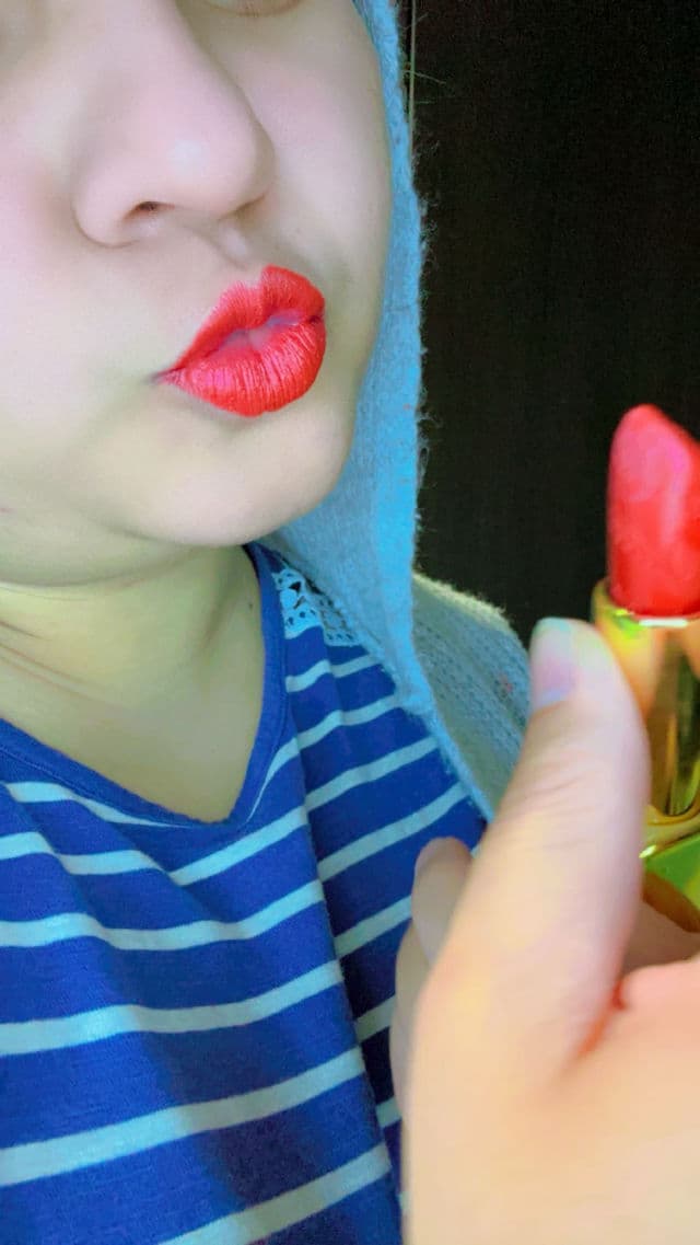 Oulac Cosmetics Metallic Shine Lipstick review photo by hamoo