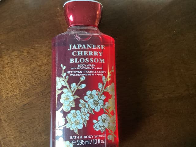 Bath & Body Works Mad About You Shower Gel review photo by pickyreview01