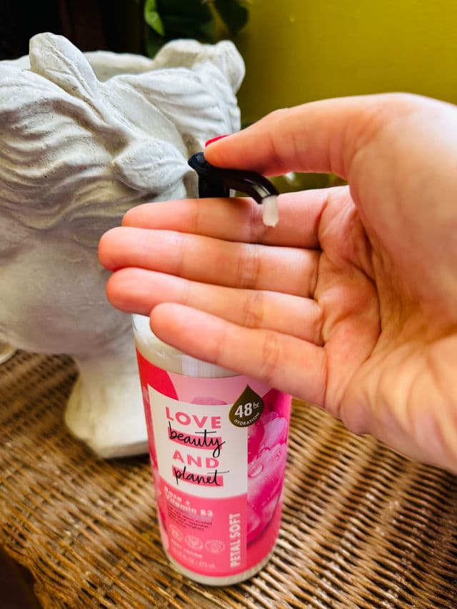 Love Beauty and Planet Rose Water + Vitamin B3 Body Lotion review photo by rbkdevelasco