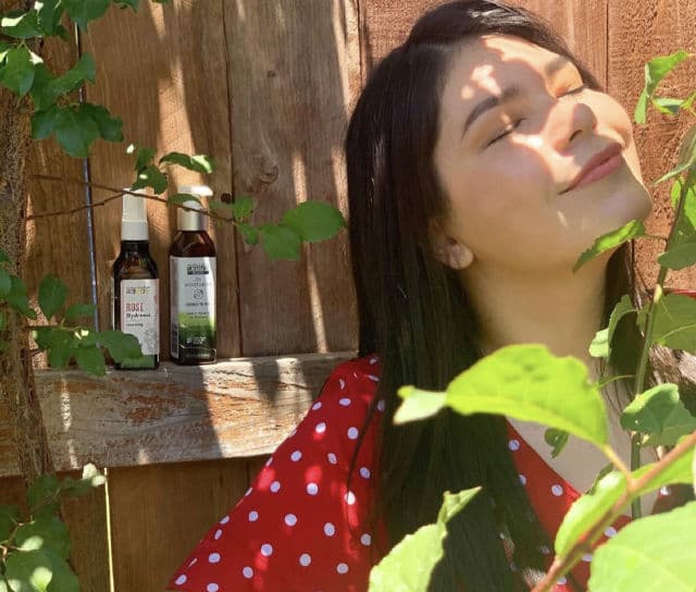 Aura Cacia Rose Hydrosol review photo by rbkdevelasco