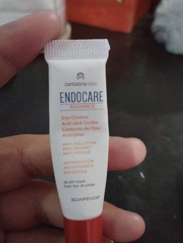 Cantabrialabs Endocare Radiance Eye Contour Anti-Dark Circles review photo by alexapalomo