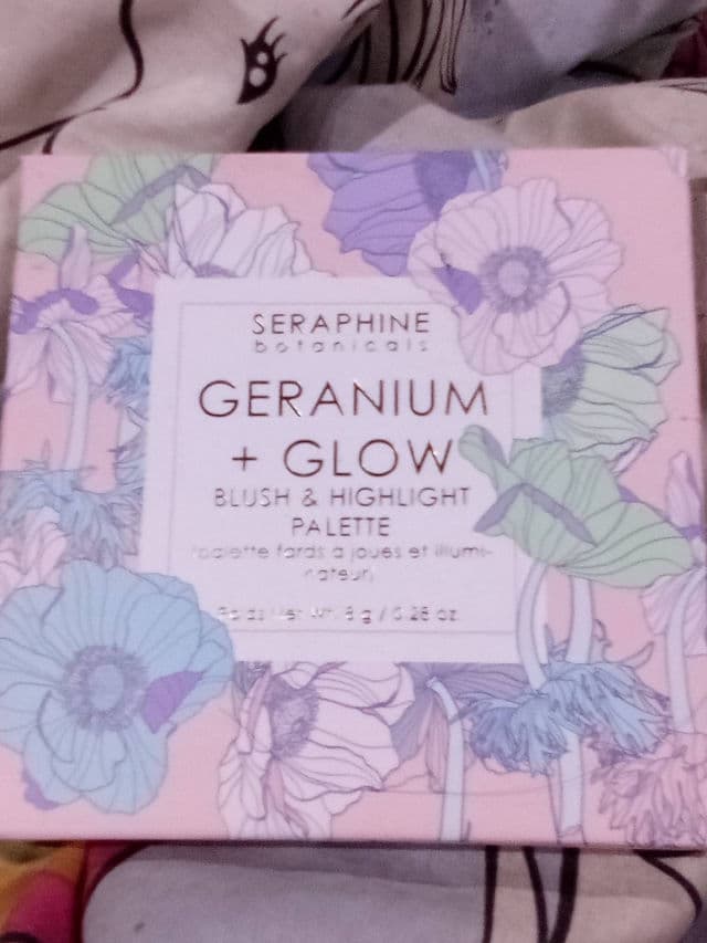 Seraphine Botanicals Heliopink review photo by GYPSYPOTIONS94