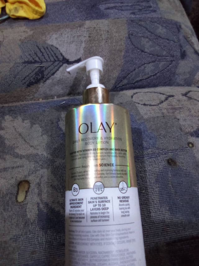 Olay Quench Ultra Moisture Shea Butter Body Lotion review photo by GYPSYPOTIONS94