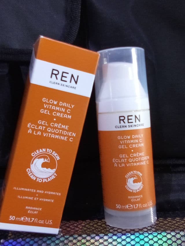 Ren Radiance Glow Daily Vitamin C Gel Cream review photo by GYPSYPOTIONS94