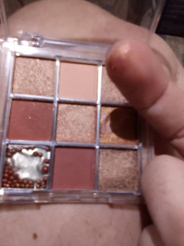 Peach C Soft Mood Eyeshadow Palette - Soft Coral review photo by GYPSYPOTIONS