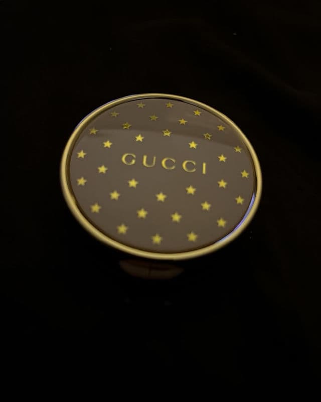 Gucci Blush de Beauté - Silky Rose review photo by CheshireCaitlin