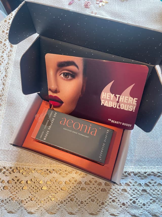 Delavie Sciences Aeonia Age Defying Serum review photo by Nomikamnm