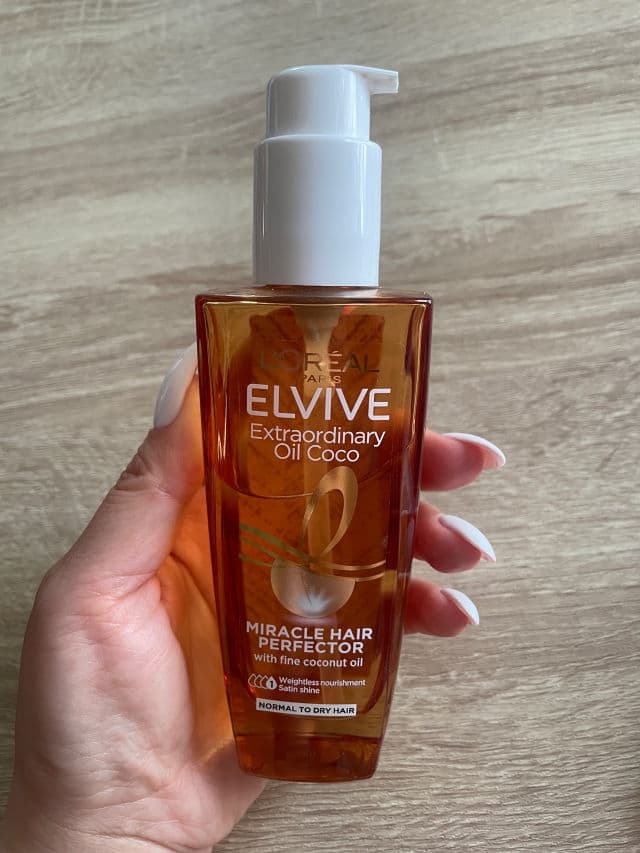 L'Oreal Paris Elvive Extraordinary Oil Miracle Hair Perfector	 review photo by Nomikamnm