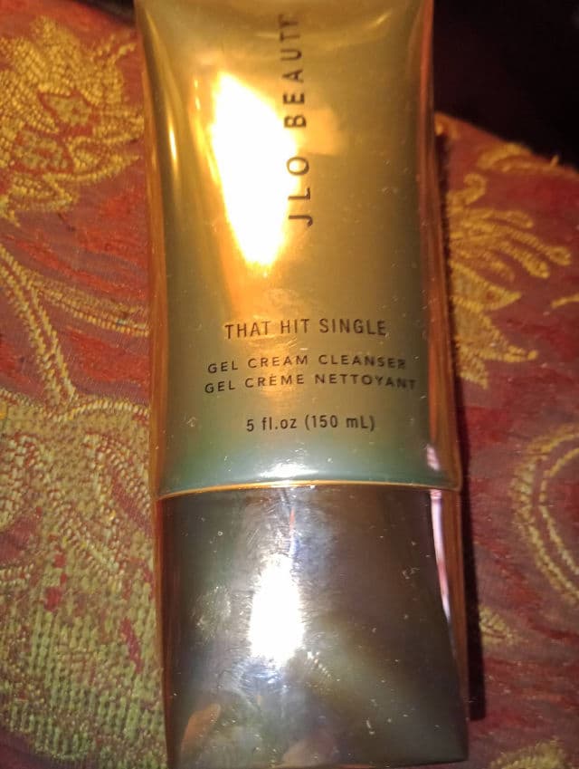 JLo Beauty That Hit Single Gel-Cream Cleanser review photo by boobie