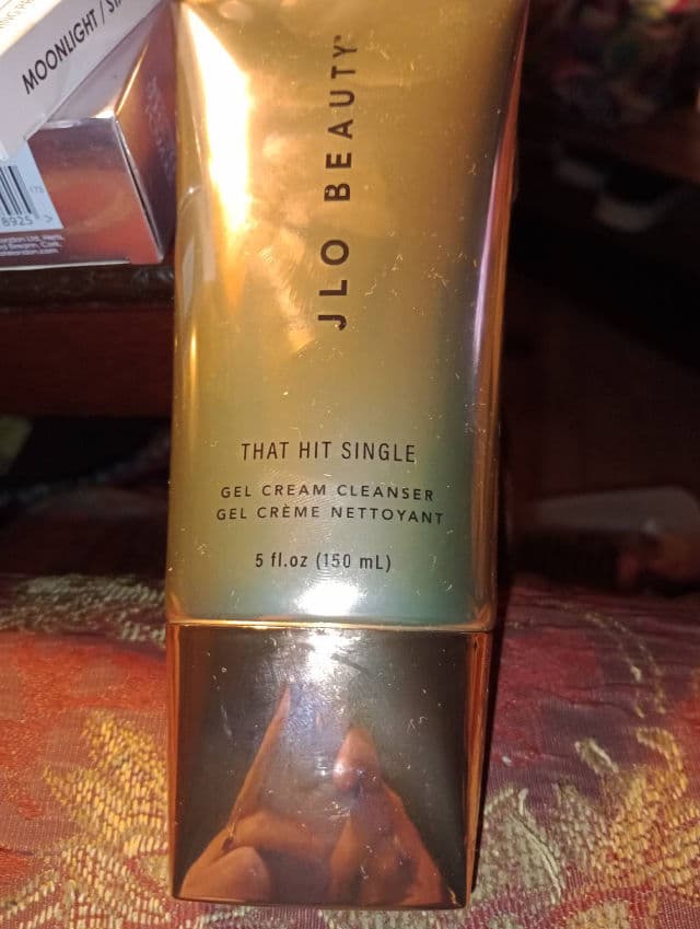JLo Beauty That Hit Single Gel-Cream Cleanser review photo by boobie