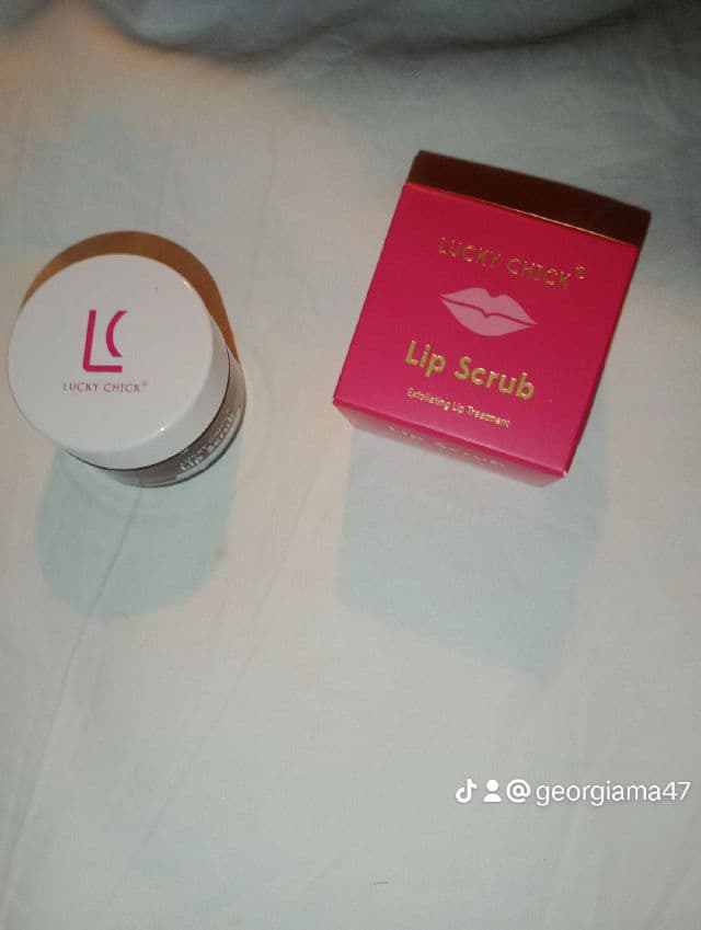 Lucky Chick Sweet Vanilla Lip Scrub  review photo by boobie