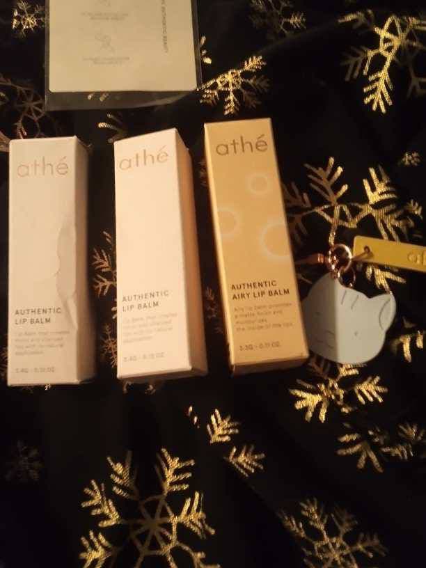 Athe 01 Authentic review photo by boobie