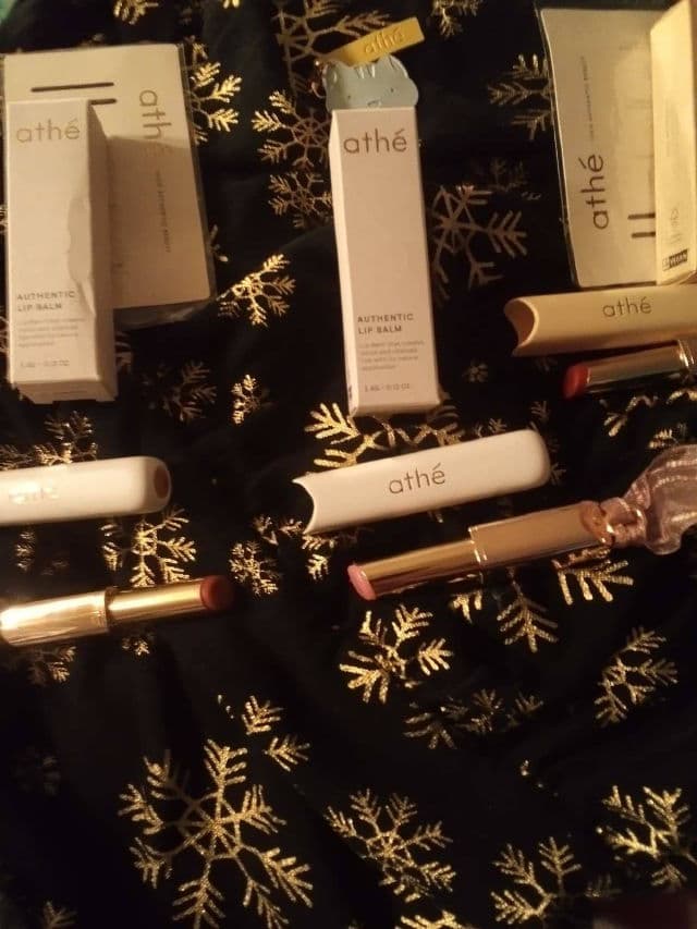 Athe 01 Authentic review photo by boobie