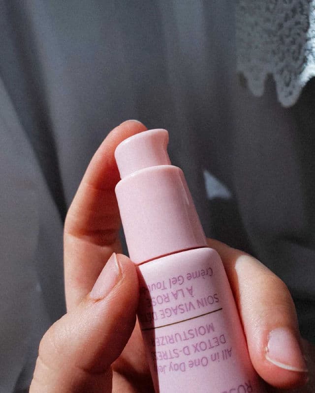 La Cure Beauté Multi Benefit Rose Cream Gel review photo by SiAnastasia