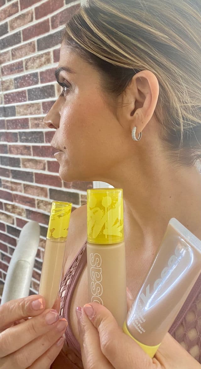 Kosas Revealer Skin-Improving Foundation SPF25 review photo by BeautybyHedy