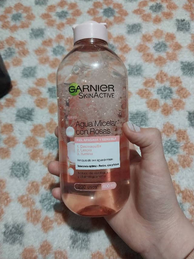 Garnier SkinActive Water Rose Micellar Cleansing Water review photo by ValePaz