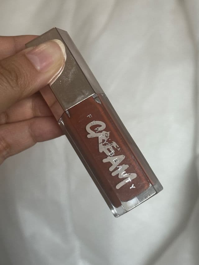 Fenty Beauty Gloss Bomb Cream Color Drip Lip Cream - Fenty Glow review photo by herskipoem