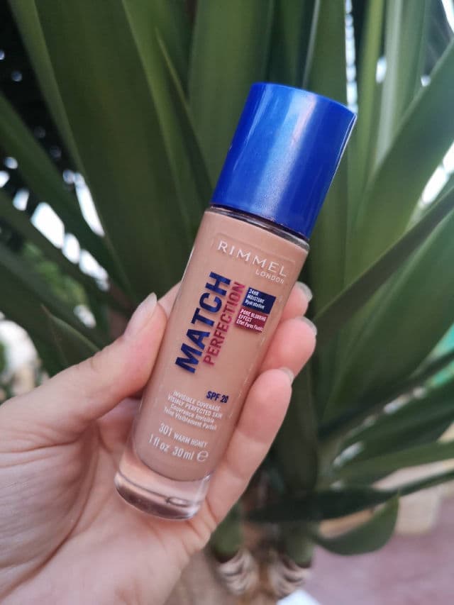 Rimmel Match Perfection Foundation review photo by lauryte