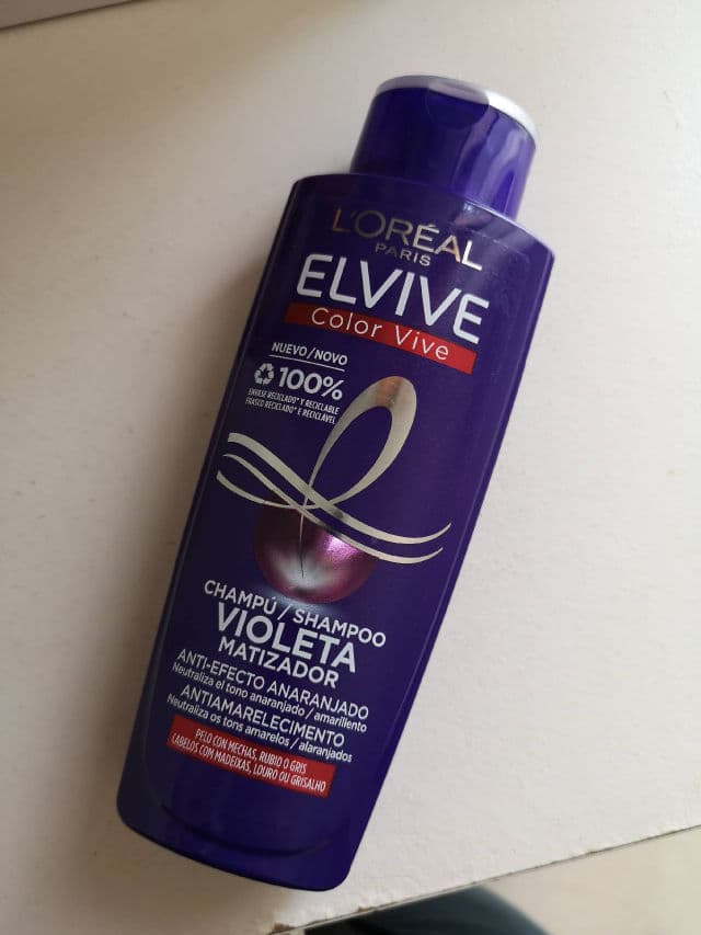 L'Oreal Paris Elvive Colour Protect Purple Shampoo review photo by lauryte