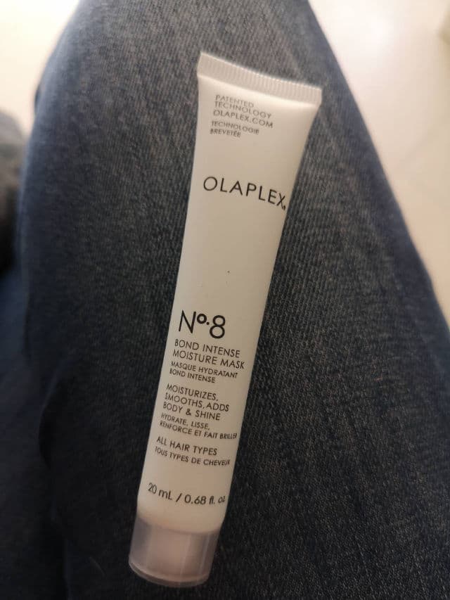 Olaplex No. 8 Bond Intense Moisture Mask review photo by lauryte