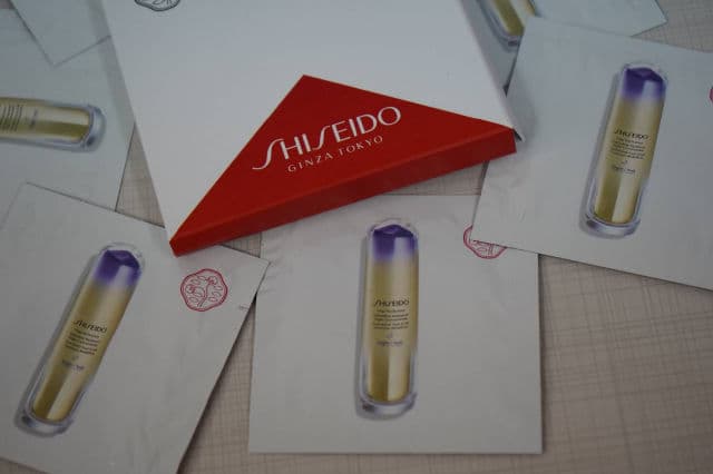 Shiseido Vital Perfection LiftDefine Radiance Night Concentrate review photo by lauryte
