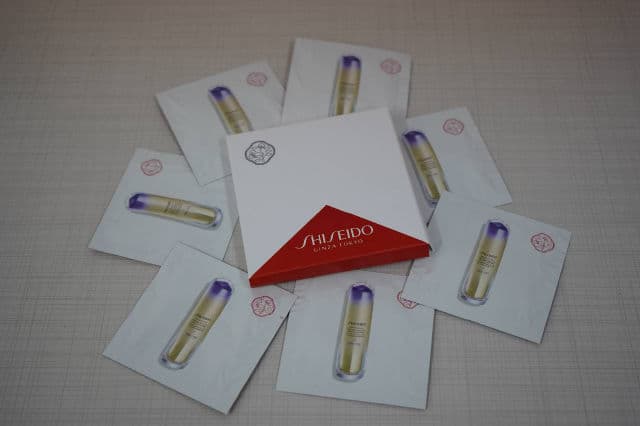 Shiseido Vital Perfection LiftDefine Radiance Night Concentrate review photo by lauryte