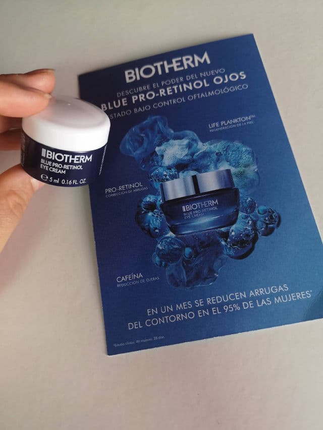 Biotherm Blue Therapy Eye Anti-Aging Eye Cream review photo by lauryte