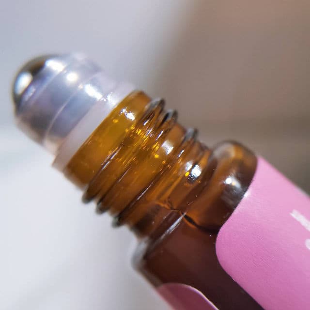 ALLVEGAN Color Changing Roll-on Lip Oil review photo by Farahfrh