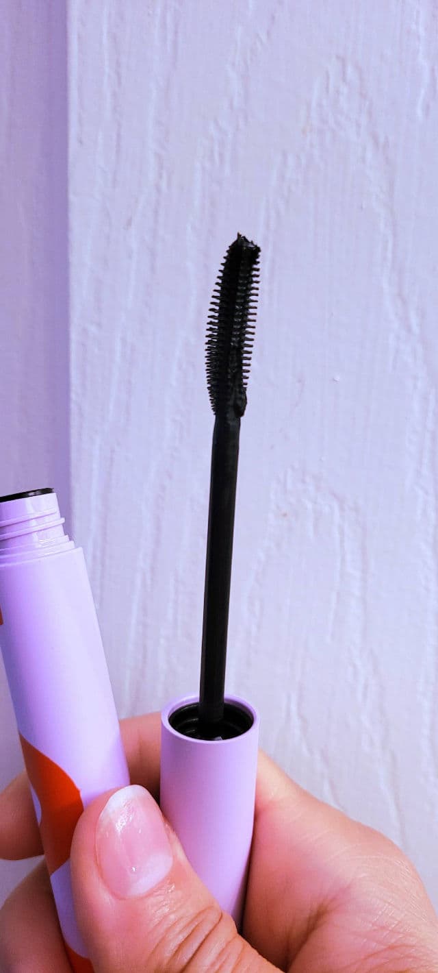 Tower 28 Beauty MakeWaves Lengthening + Volumizing Mascara review photo by jesstries
