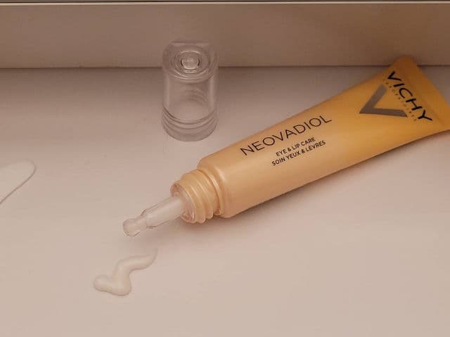 Vichy Laboratories Neovadiol Multi-Corrective Eye & Lip Care review photo by jesstries
