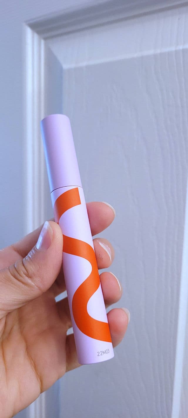 Tower 28 Beauty MakeWaves Lengthening + Volumizing Mascara review photo by jesstries