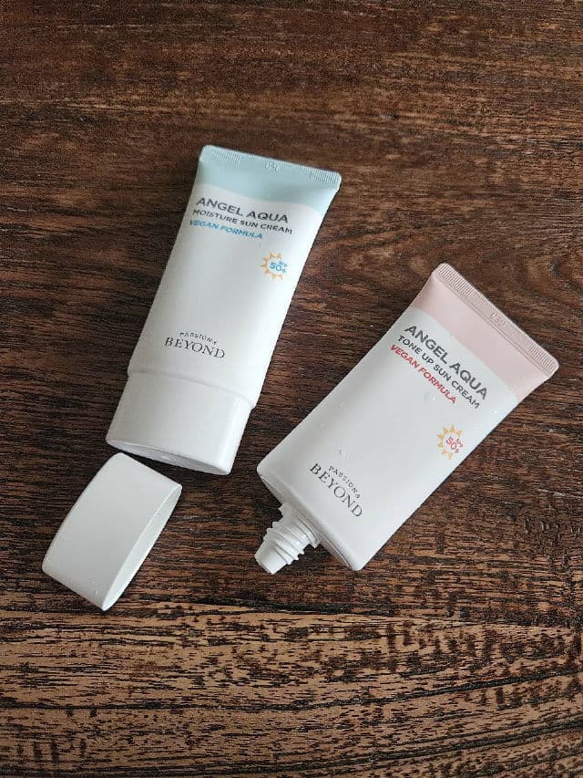 Beyond Angel Aqua Tone Up Sun Cream SPF50+ PA++++ review photo by yagako