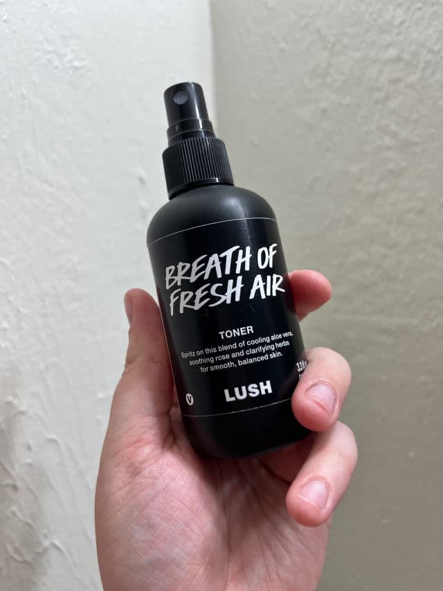 LUSH Breath of Fresh Air review photo by candyalpacas