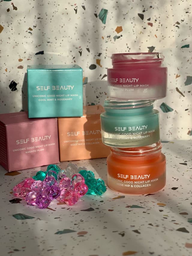 SELF BEAUTY Uniconic Good Night Vitamin C Vegan Lip Mask - Kakadu Plum review photo by rumisbeauty