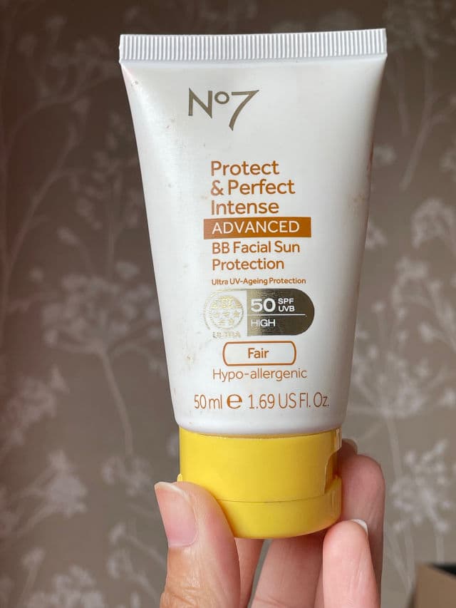 No7 Protect and Perfect Intense Advanced Facial Sun Protection SPF 50 review photo by Hajrans