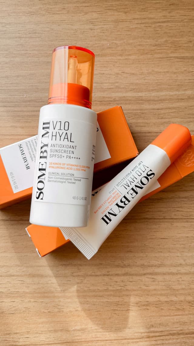 V10 Hyal Antioxidant Sunscreen SPF50+ PA++++ product review