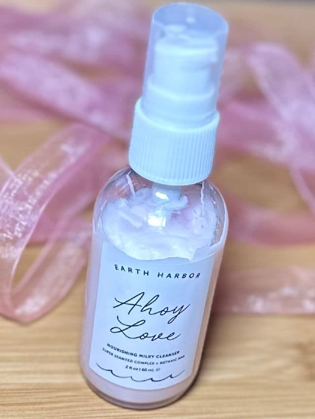 Earth Harbor Naturals Ahoy Love Nourishing Cream Cleanser review photo by momtssatswesewsnjs