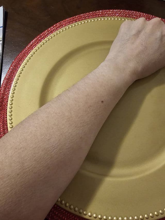 Vaseline Radiant X Body Cream review photo by PickyRosie