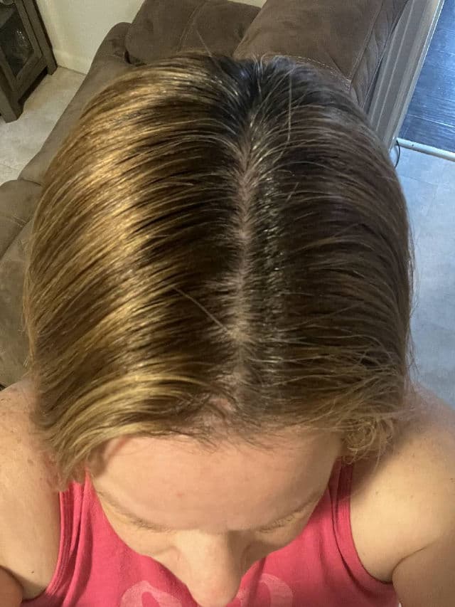 Shu Uemura Essence Absolue Nourishing Soothing Scalp Oil Concentrate review photo by PickyRosie