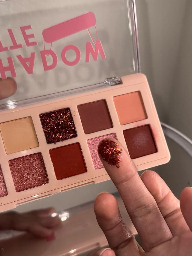 Pinkflash Cherry Macaron review photo by kirstinangela